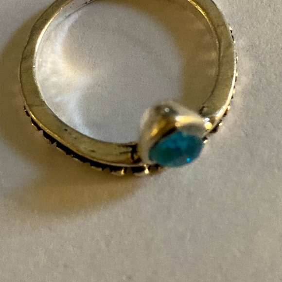 Small ring with a blue gem. Costumes jewelry for cosplay and theater - Picture 2 of 7